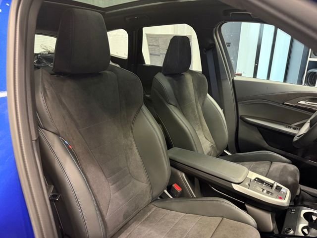 Used 2026 Portimao Blue Metallic BMW xDrive28i image 24