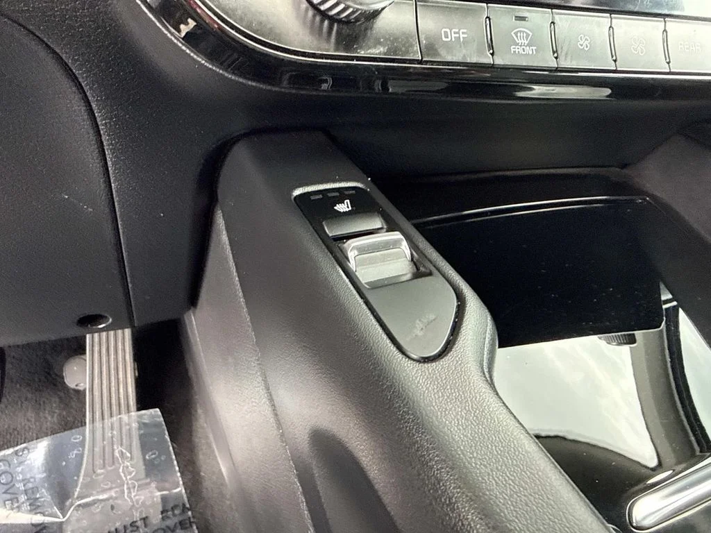 Used 2023 Black Kia S image 35