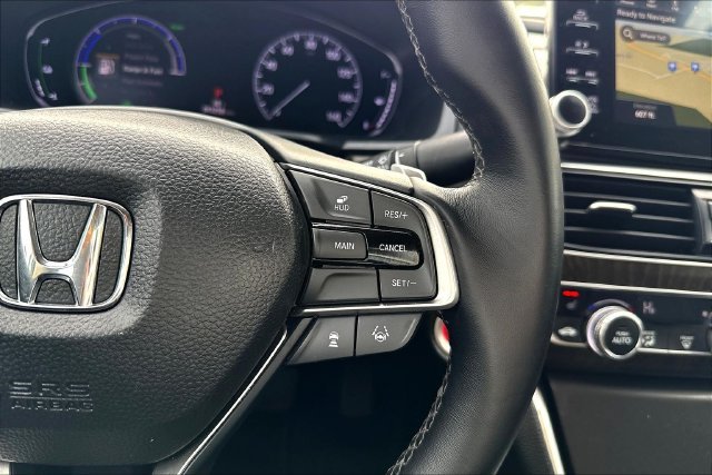 Used 2019 White Honda Touring image 14