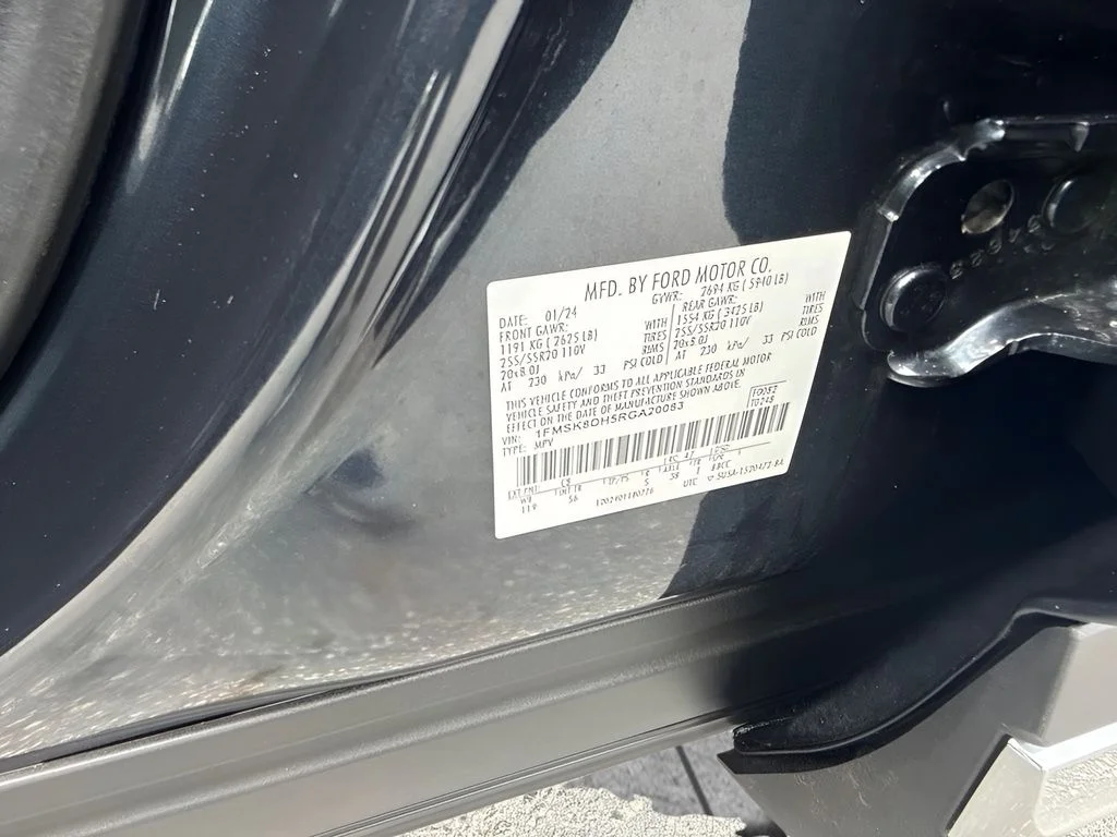 Used 2024 Blue Ford XLT image 28
