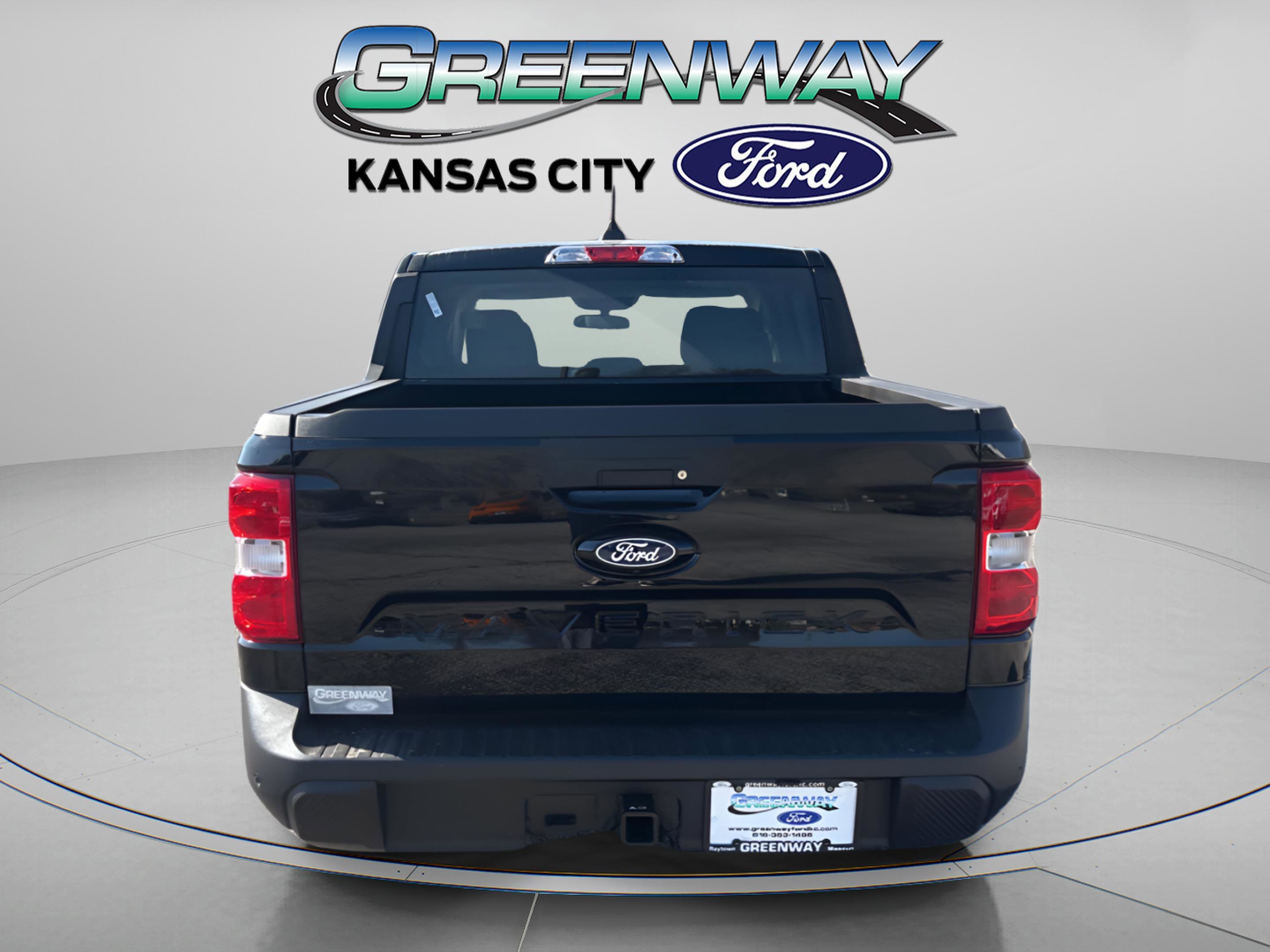 New 2026 Shadow Black Ford XLT image 6