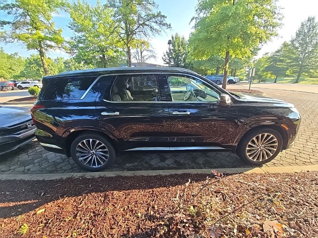 Used 2023 White Hyundai Calligraphy image 8