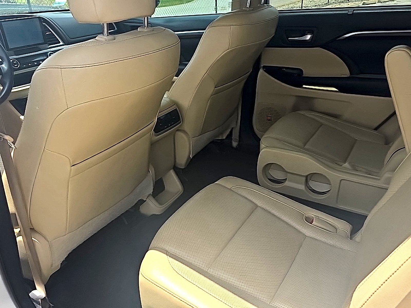 Used 2015 Blizzard Pearl Toyota Limited V6 image 15