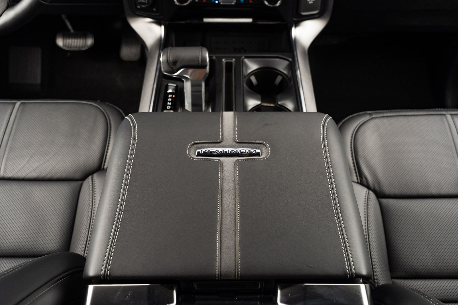 New 2026 Star White Metallic Tri-Coat Ford Platinum® image 51
