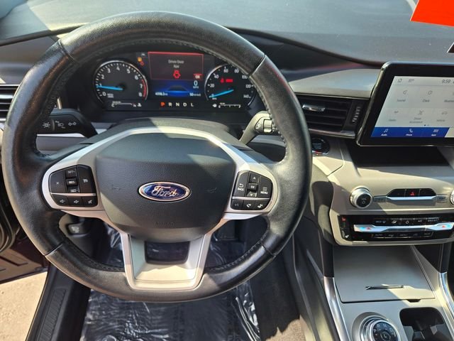 Used 2023 Red Ford XLT image 19