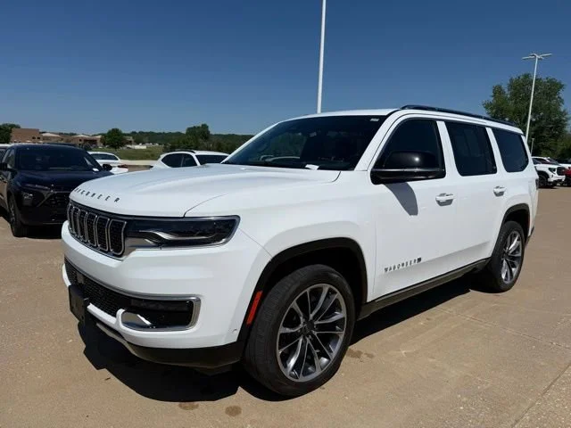 2024 Jeep Wagoneer Series III - Photo 7