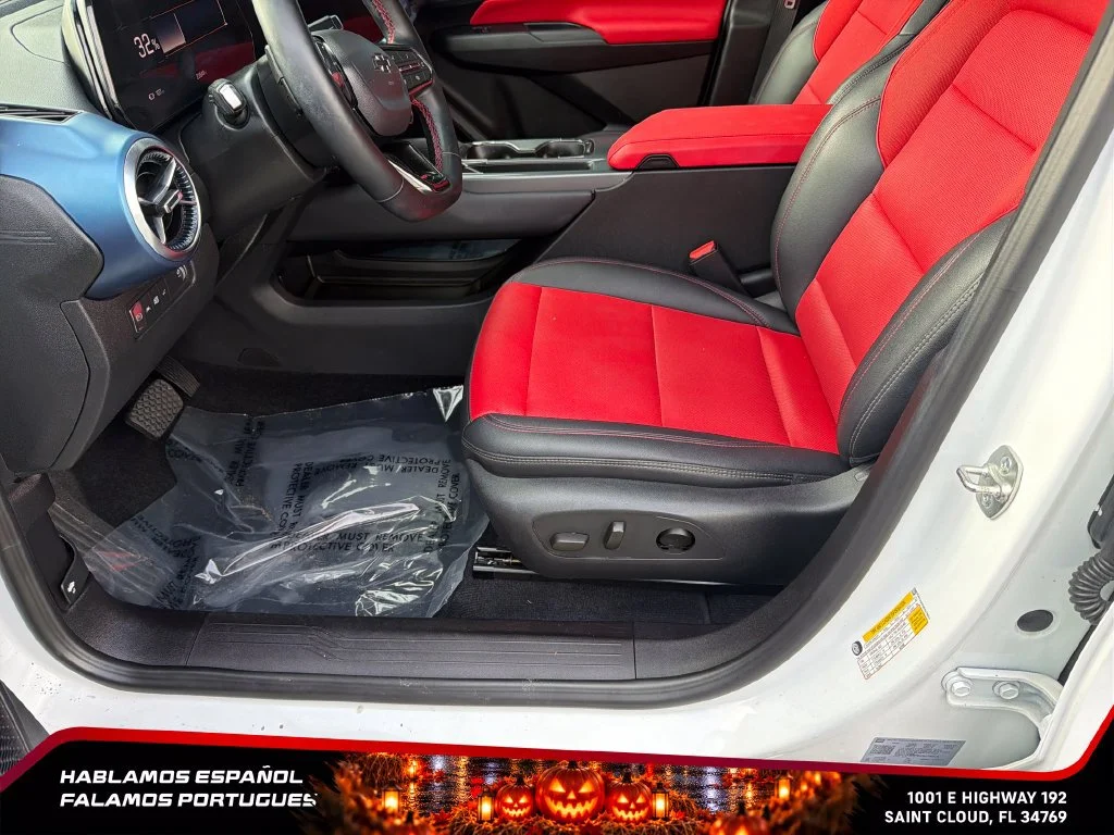 Used 2024 Summit White Chevrolet 2RS image 15