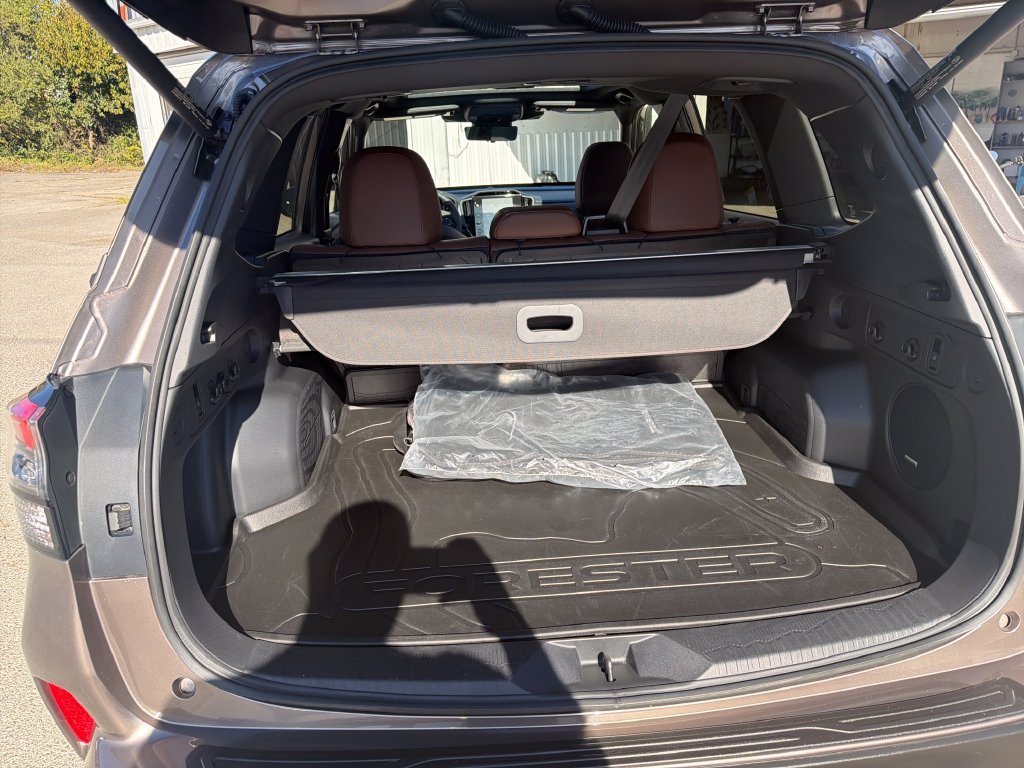 Used 2025 Brown Subaru Touring image 9