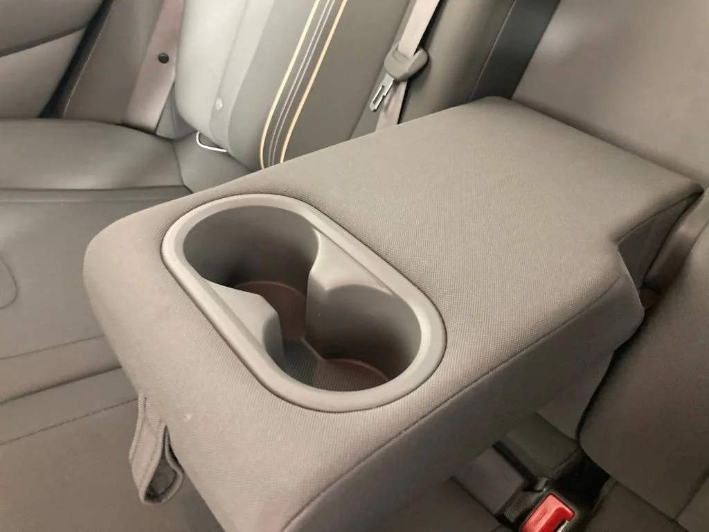 Used 2025 Gray Hyundai SEL Convenience image 14