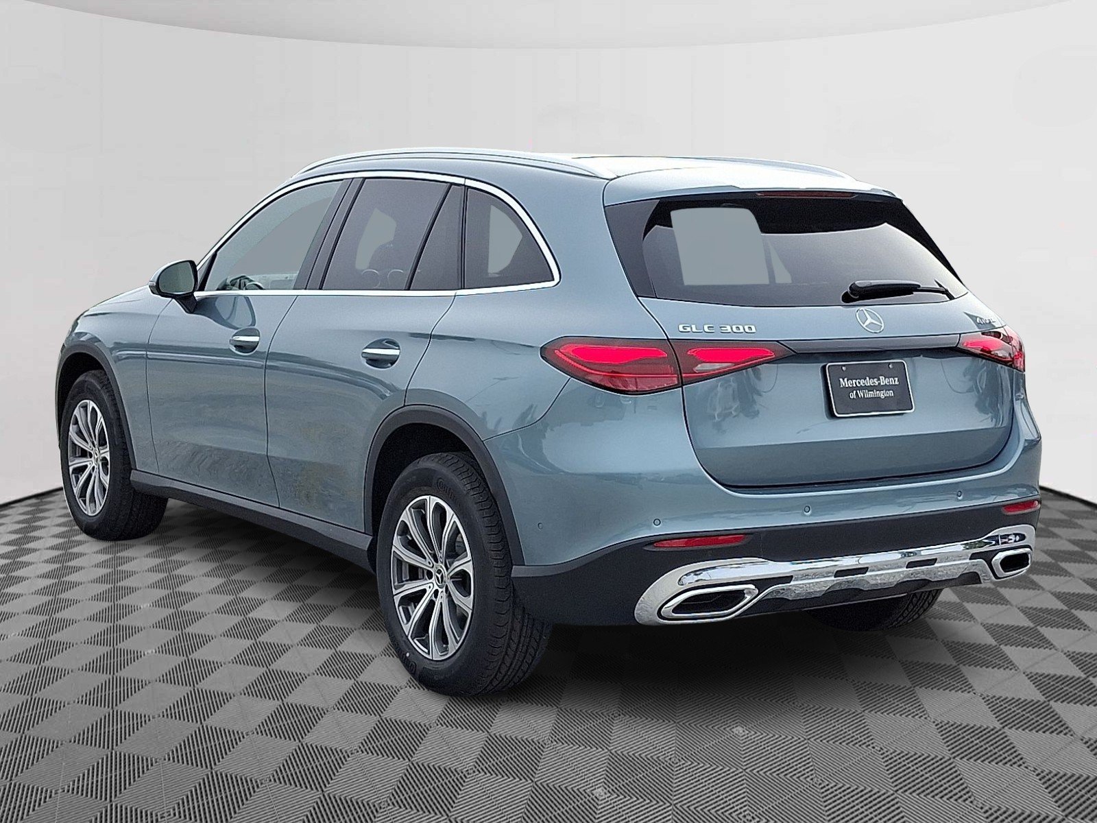 New 2026 Verde Silver Metallic - 188 Mercedes-Benz  image 4