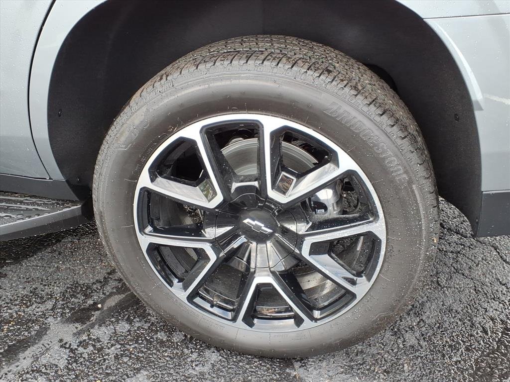 2026 Chevrolet Tahoe RST - Photo 13