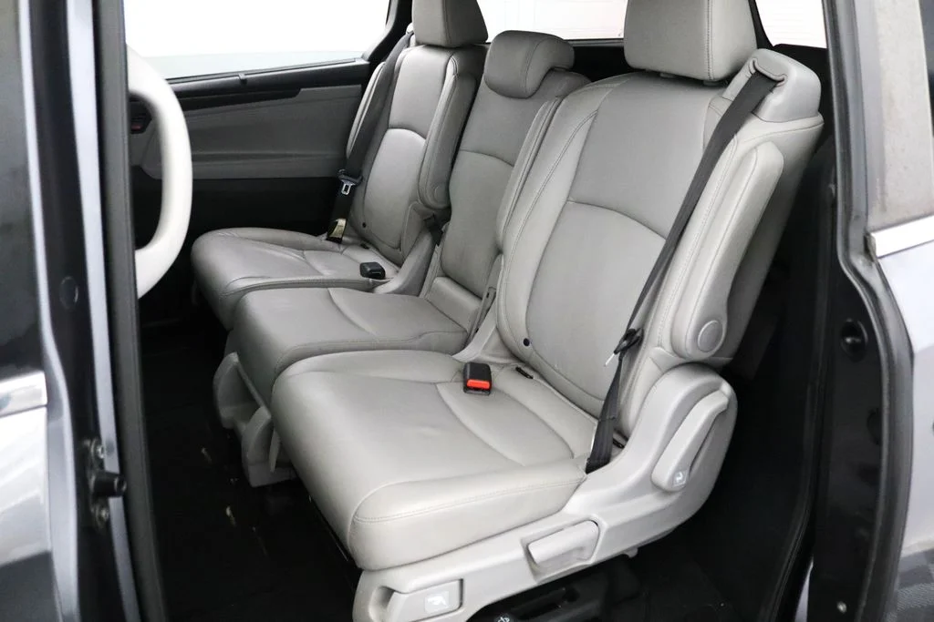 Used 2019 Gray Honda EX-L image 13