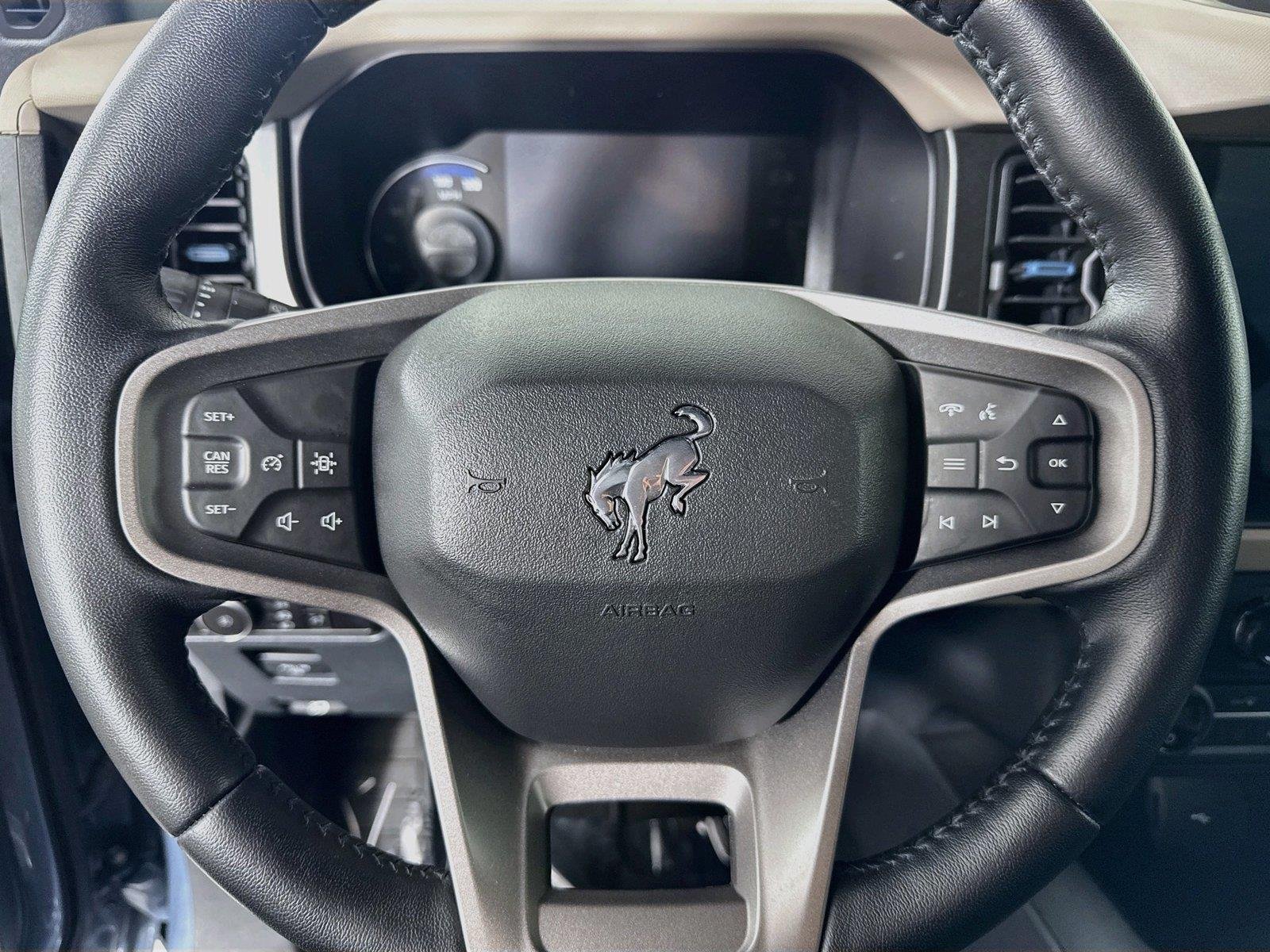 Used 2023 Azure Gray Metallic Tri-Coat Ford Wildtrak image 15