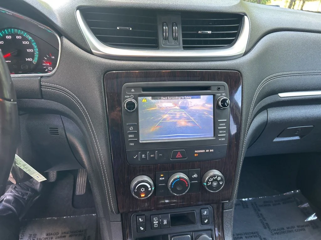 Used 2015 Gold Chevrolet LT image 19