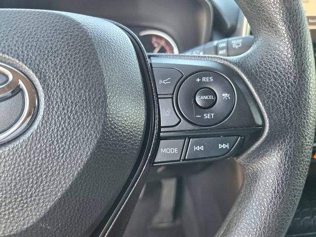 Used 2025 Silver Toyota XLE image 18