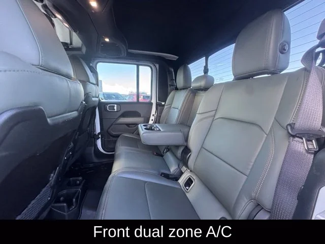Used 2025 White Jeep Mojave image 19