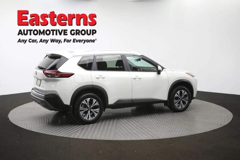 Used 2023 White Nissan SV image 43