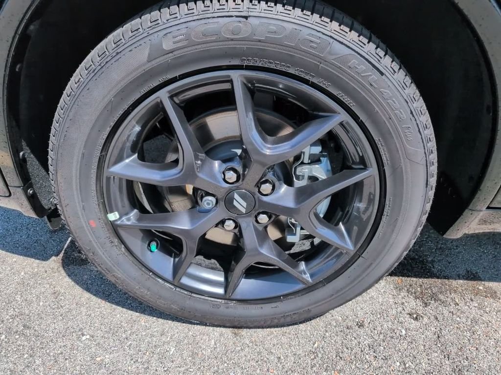 New 2026 Diamond Black Clear-Coat Exterior Paint Dodge GT Plus HEMI V8 image 14