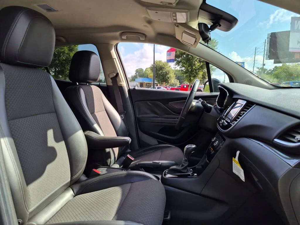Used 2022 Black Buick Preferred image 30