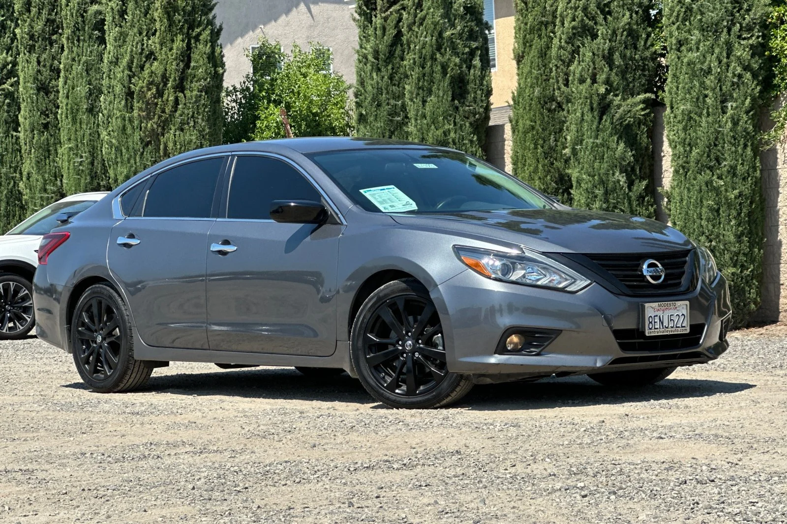 Used 2018 Nissan Altima SR with VIN 1N4AL3APXJC275891 for sale in Modesto, CA