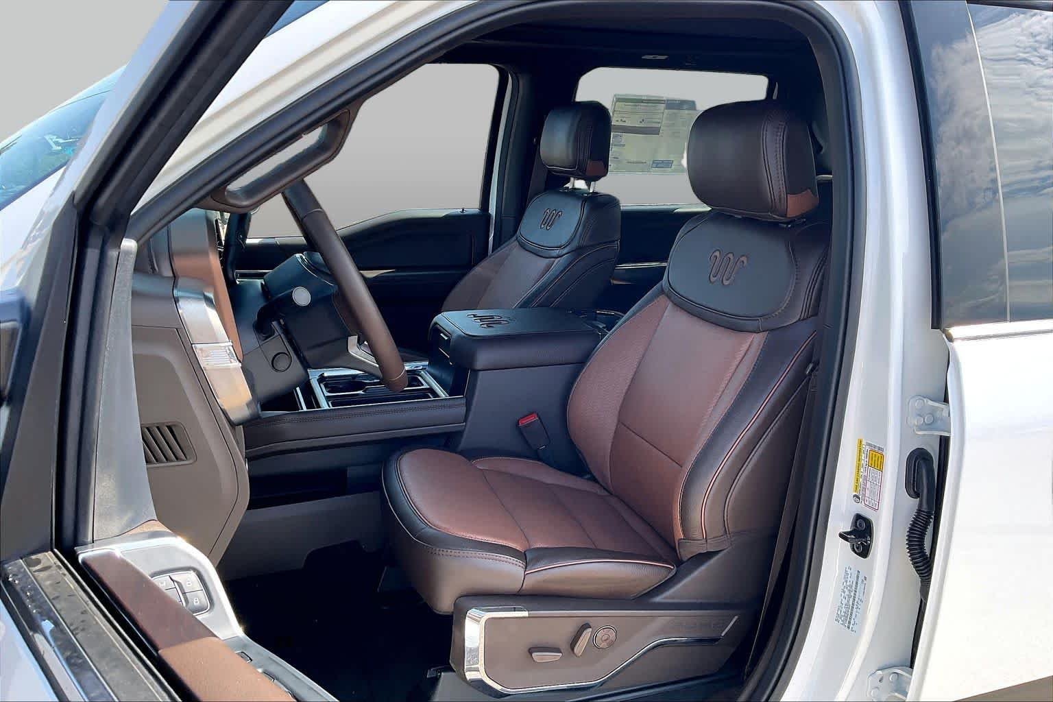 New 2026 Star White Metallic Tri-Coat Ford F-250® King Ranch® image 9