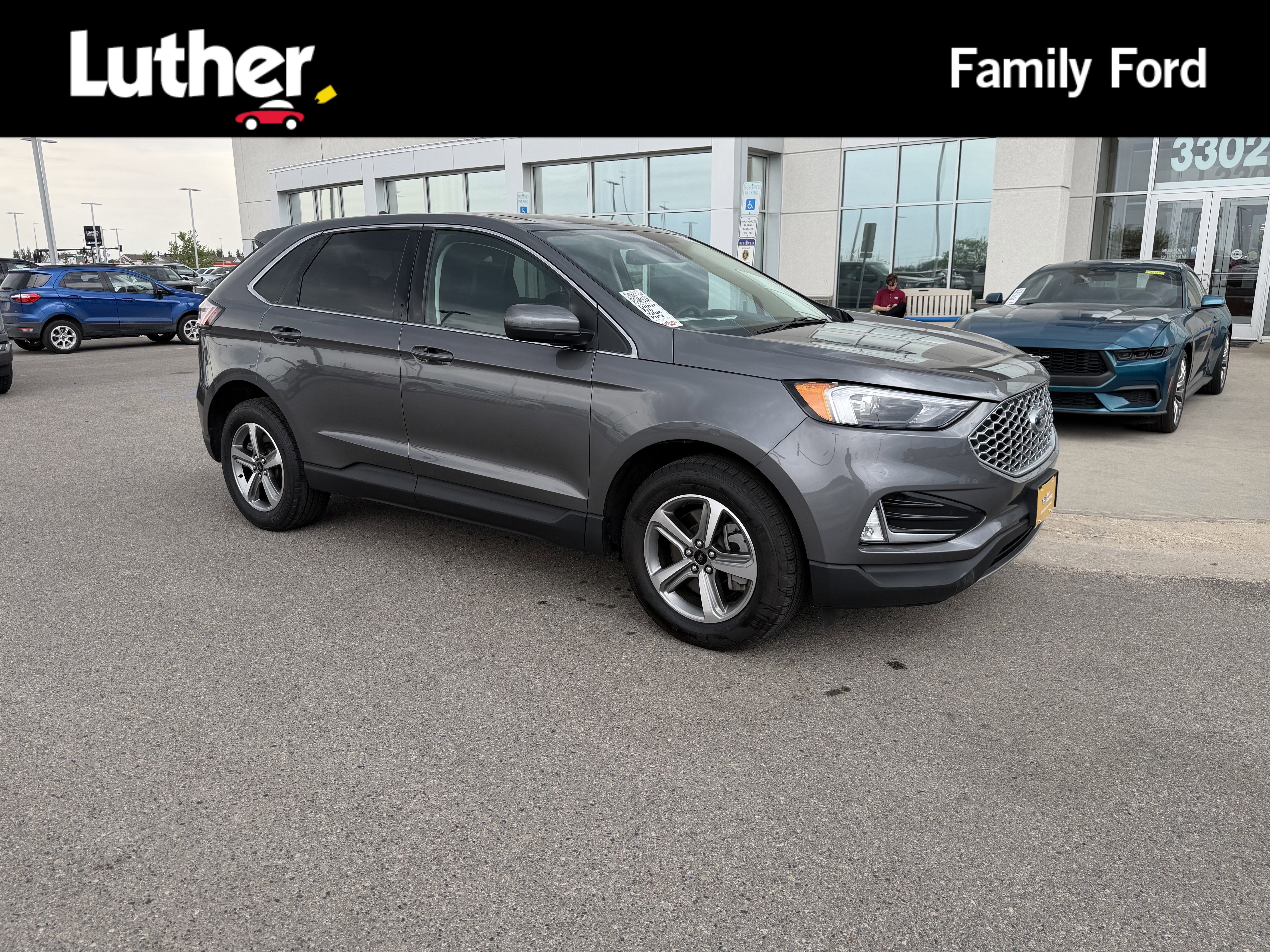 2024 Ford Edge SEL AWD's photo