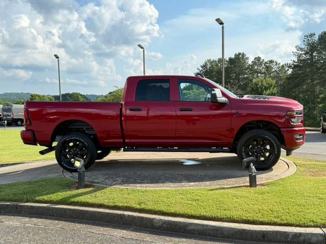 New 2026 Molten Red Pearl-Coat Exterior Paint RAM Black Express image 8