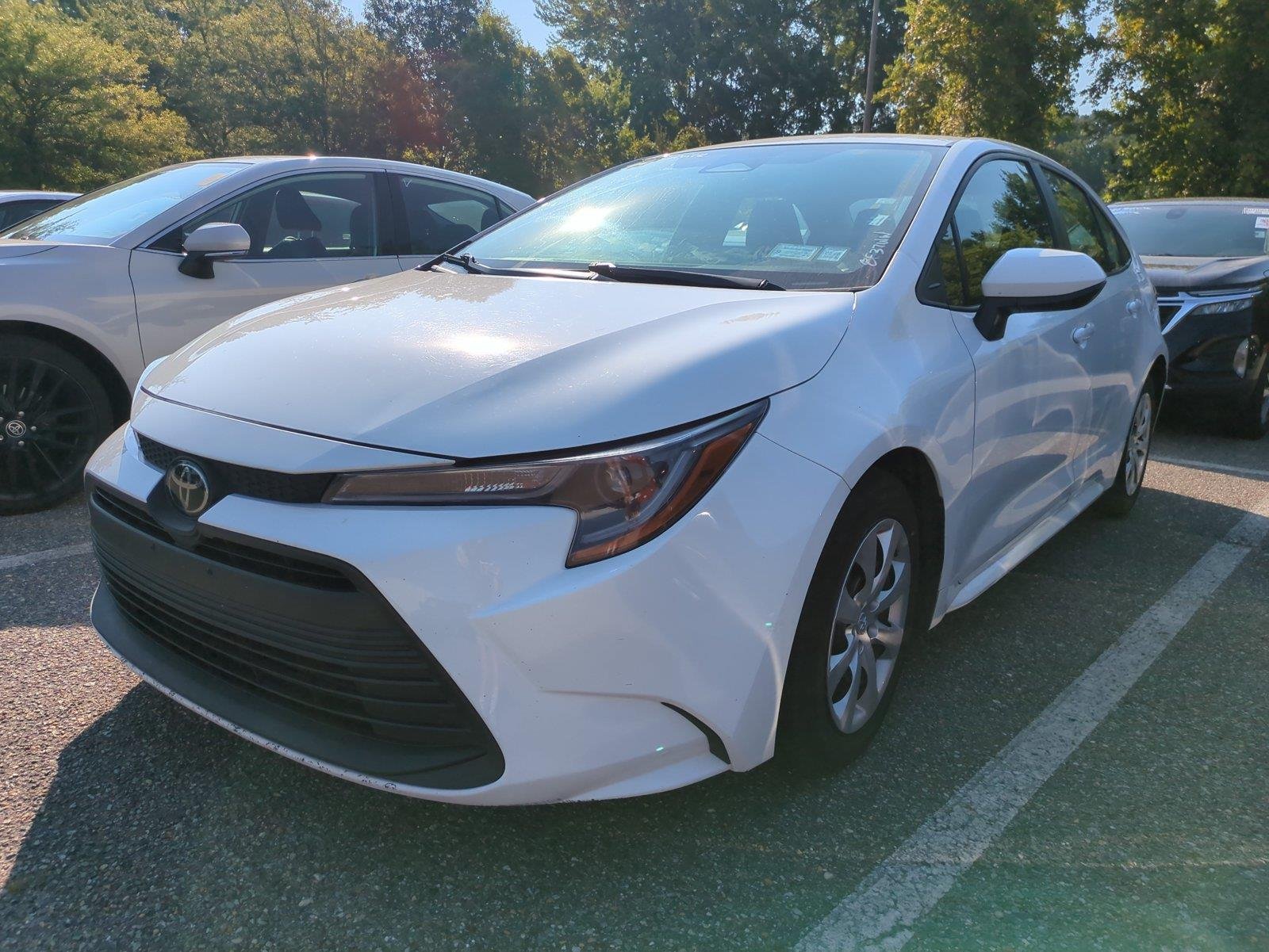Used 2024  Toyota LE image 6