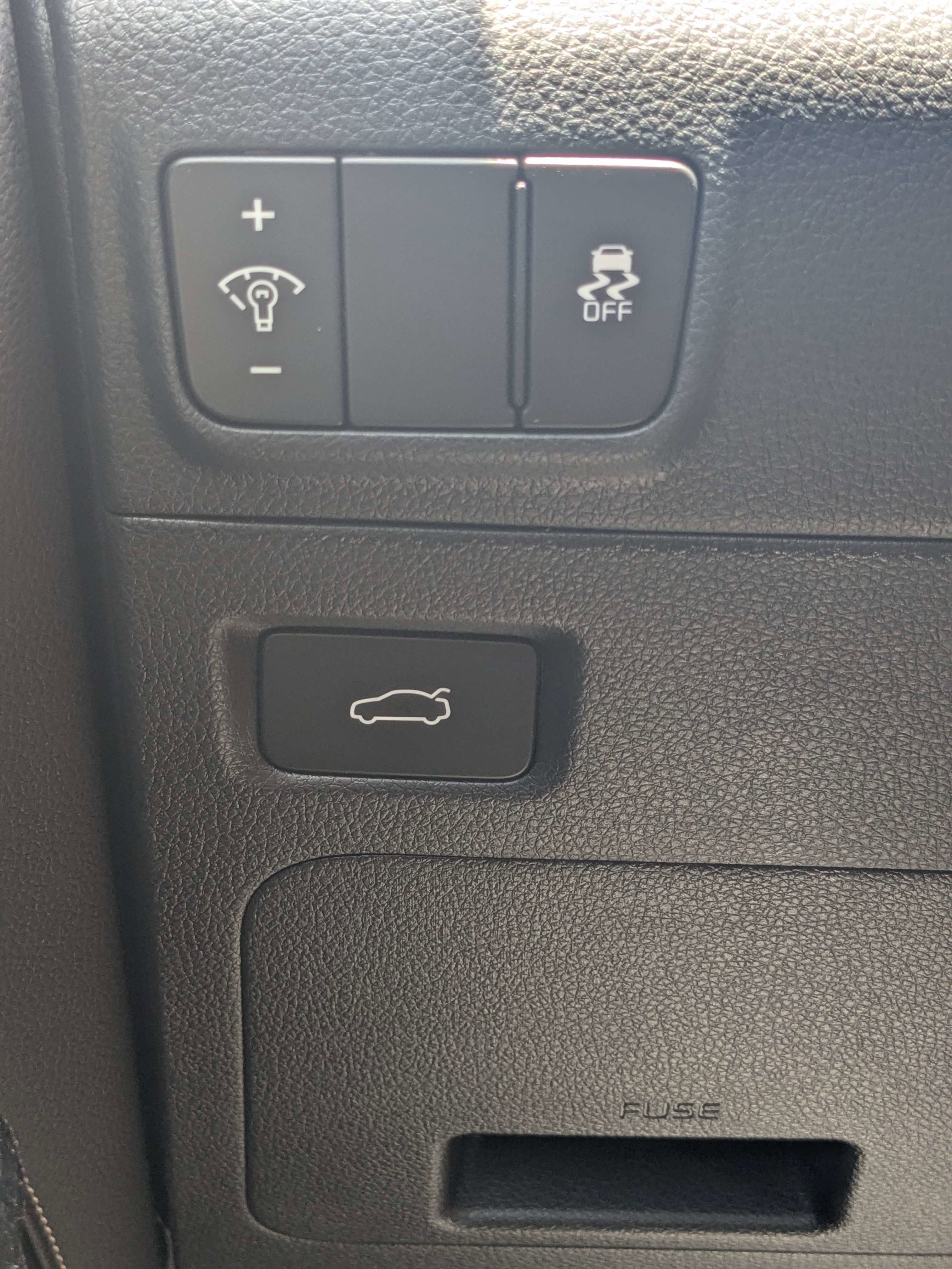 New 2026 Snow White Pearl Kia GT-Line FWD image 30