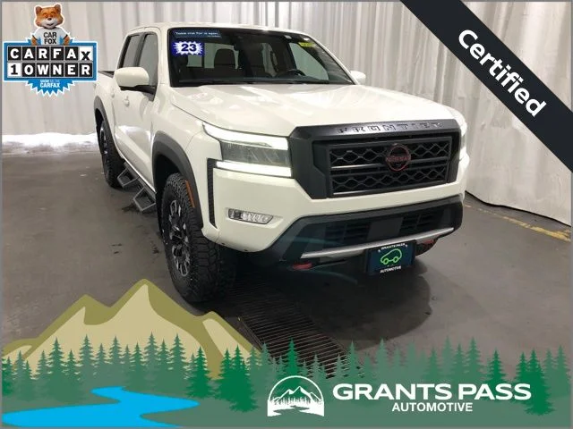 2023 Nissan Frontier PRO-4X Crew Cab 4X4's photo