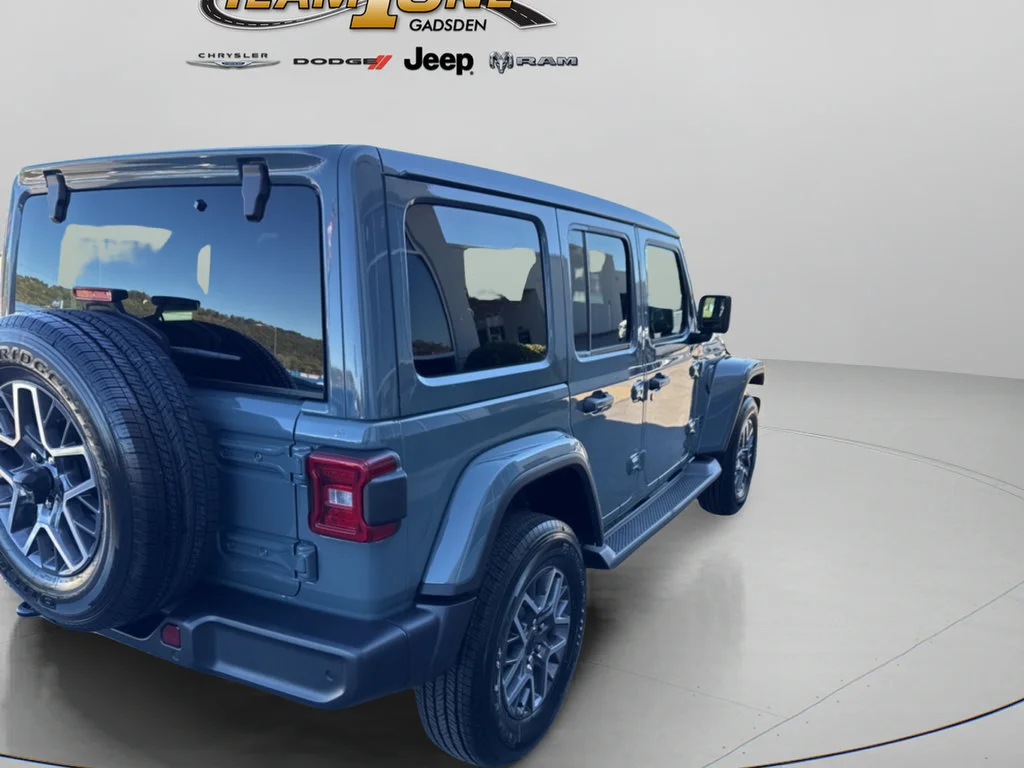 New 2026 Anvil Clear-Coat Exterior Paint Jeep Sahara image 9
