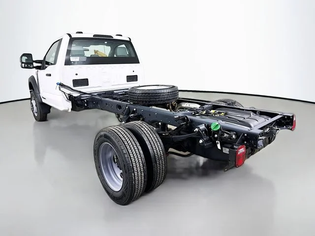 New 2026 Oxford White Ford XL image 5