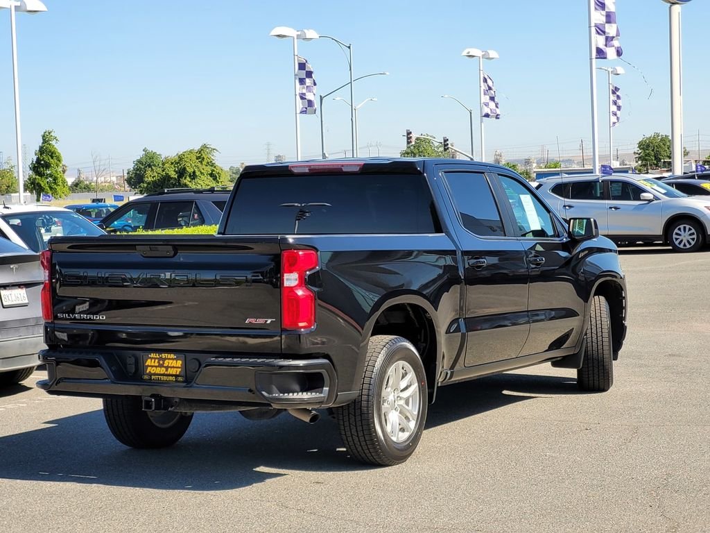 Certified Used 2022 Black Chevrolet RST image 4