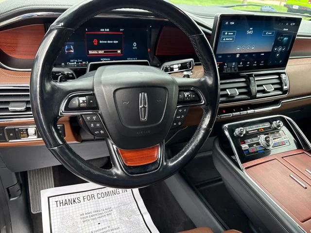 Used 2022 Black Metallic Lincoln Reserve image 20