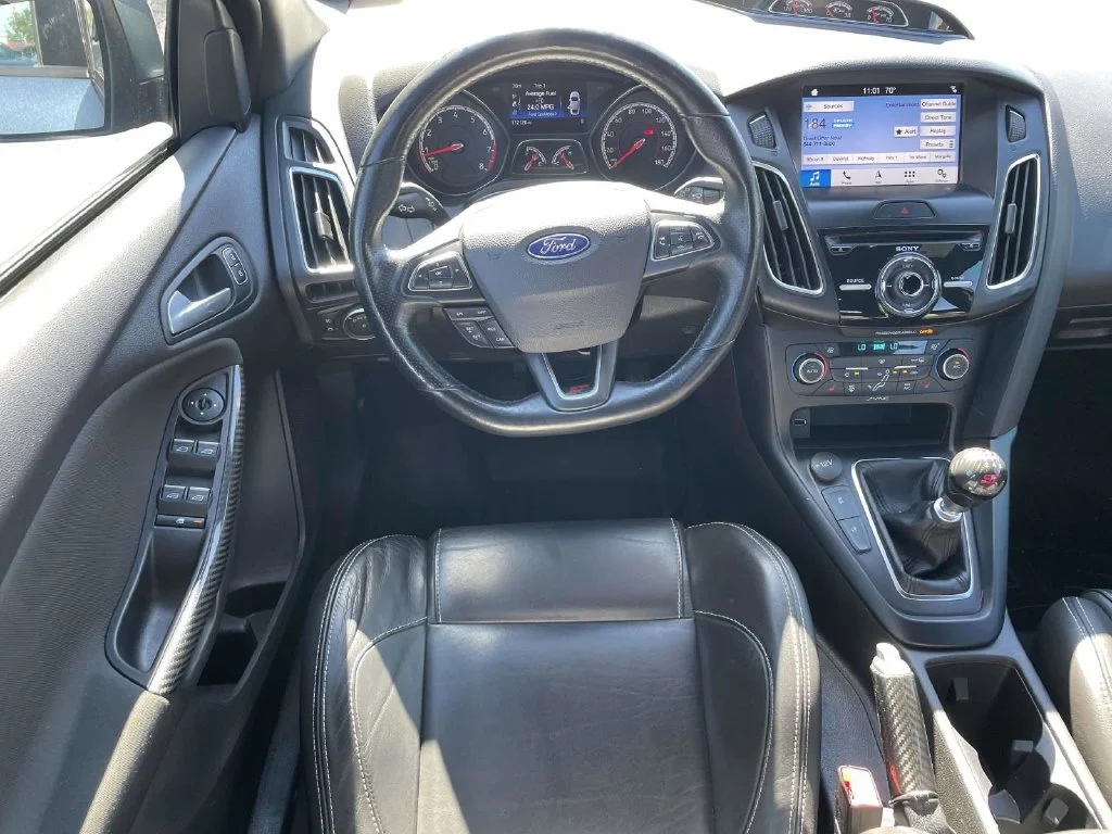 Used 2018 Blue Ford ST image 21