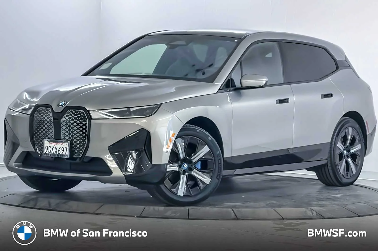 2023 BMW iX xDrive50's photo