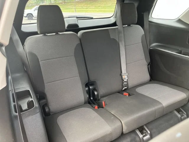Used 2018 SILVER ICE METALLIC Chevrolet LS image 32