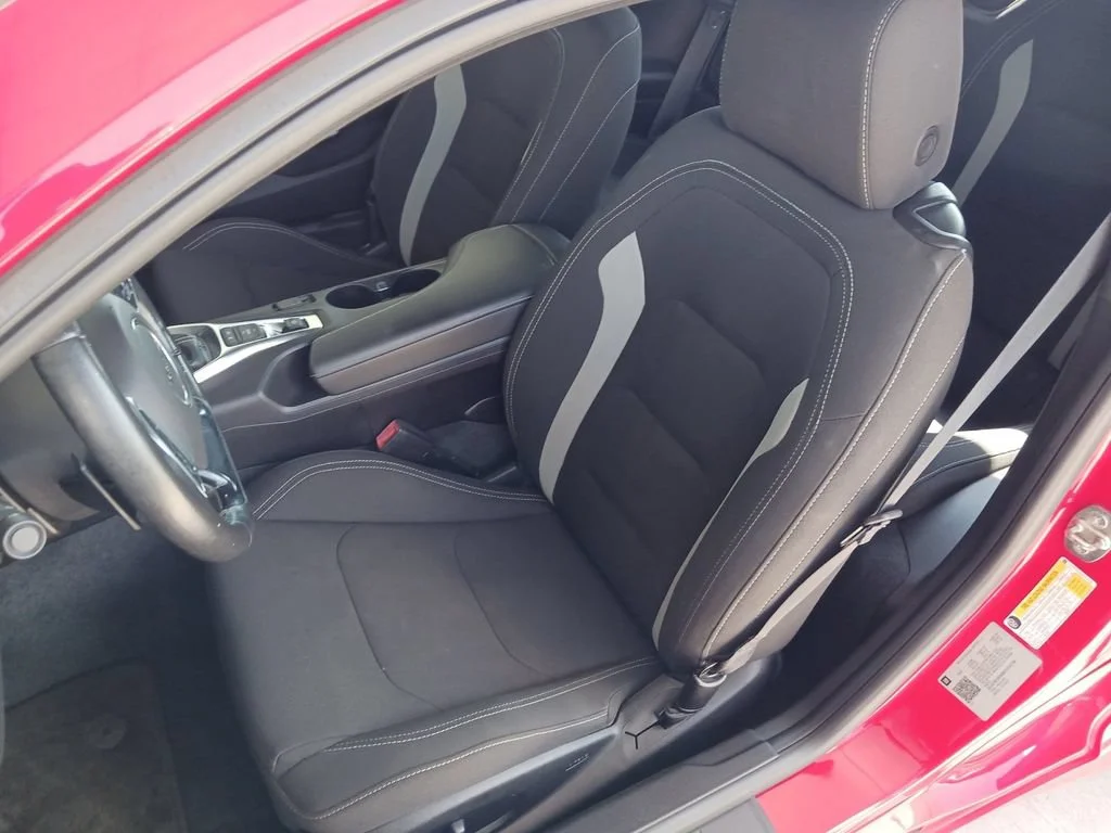 Used 2019 RED HOT Chevrolet 1LT image 25