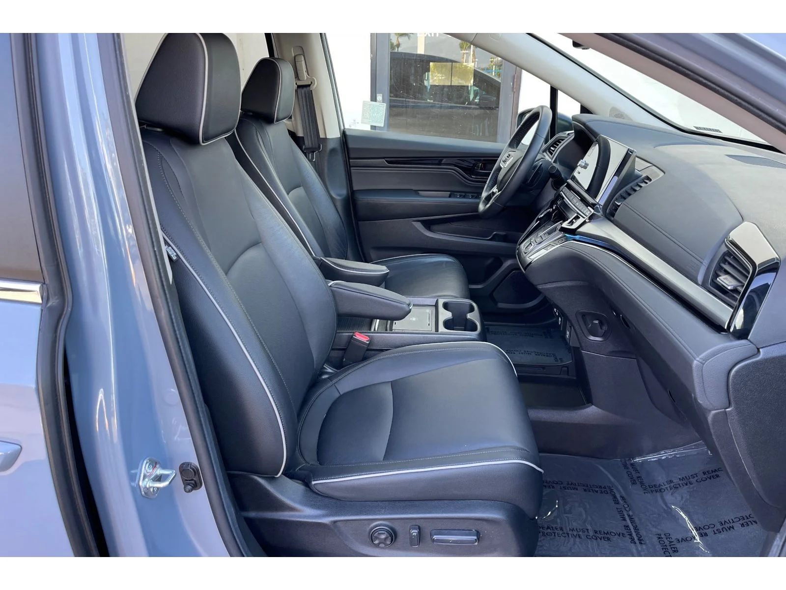 Used 2025 SONIC GRAY PEARL Honda Touring image 20