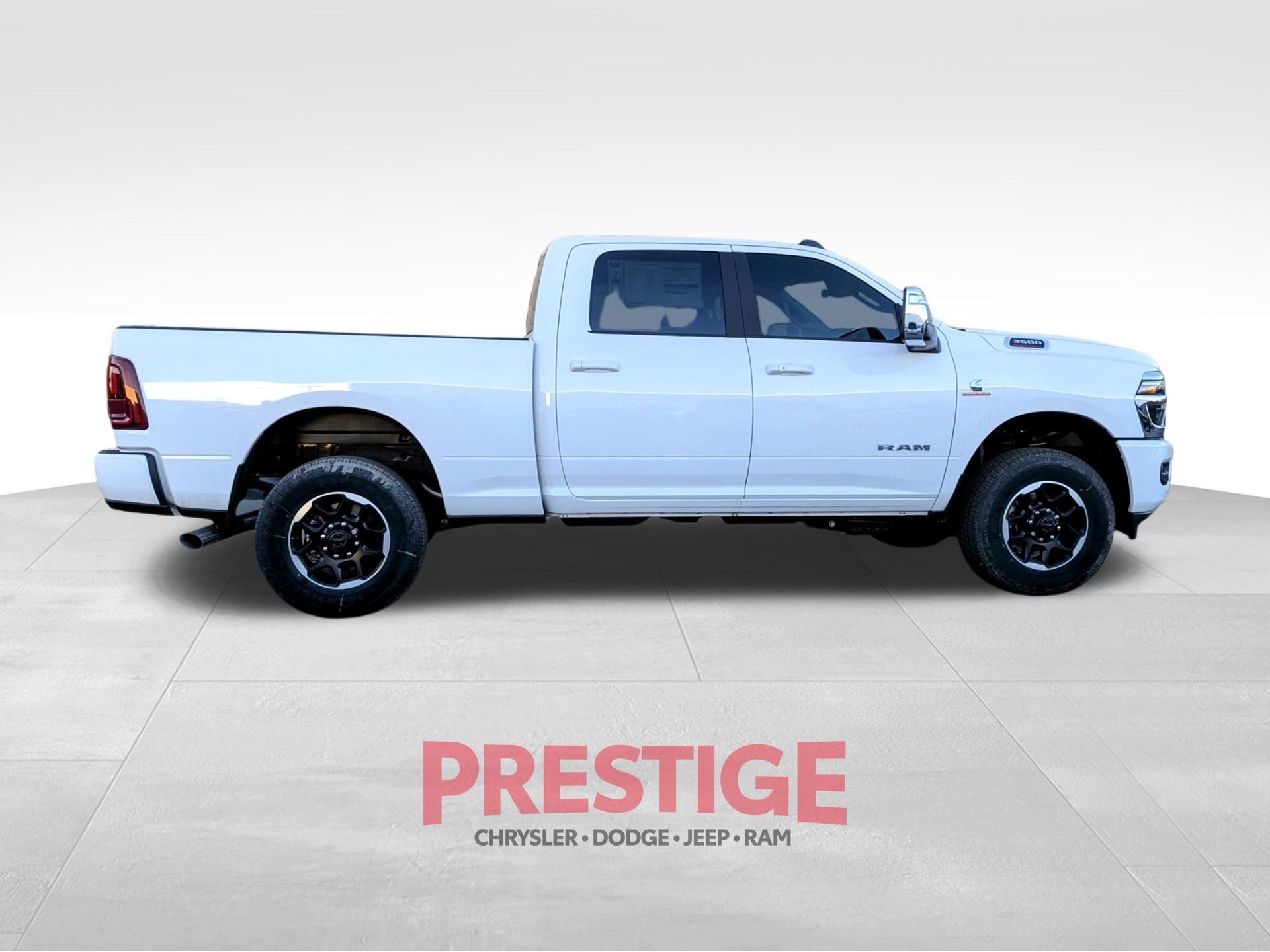 New 2026 Bright White Clear-Coat Exterior Paint RAM Laramie image 4