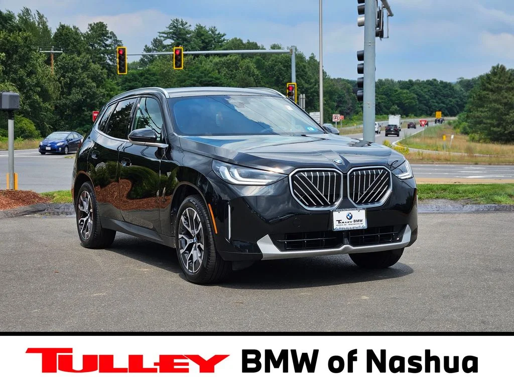 Used 2025 Black Sapphire Metallic BMW 30 xDrive image 1