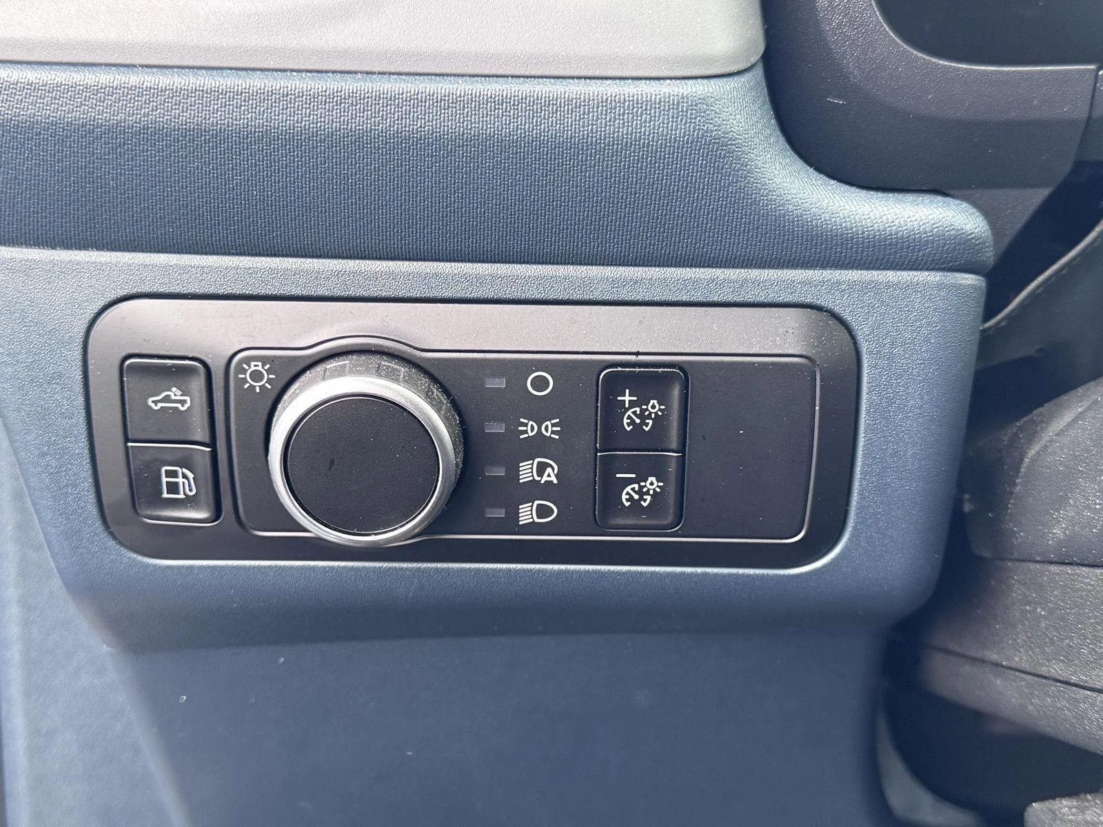 Used 2025 Oxford White Ford XL image 11