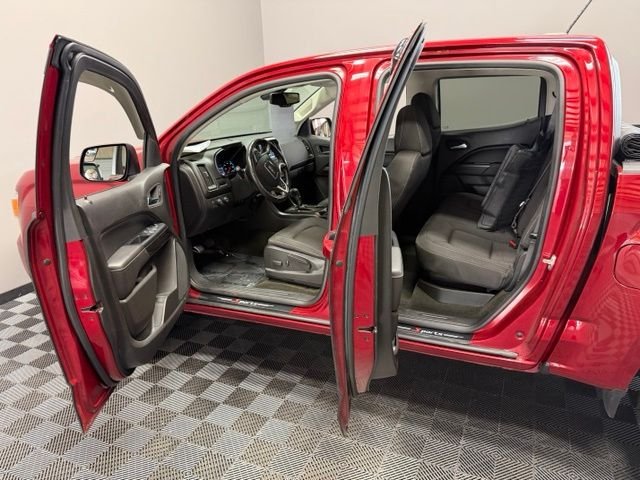 Used 2017 Quartz GMC SLE1 image 13