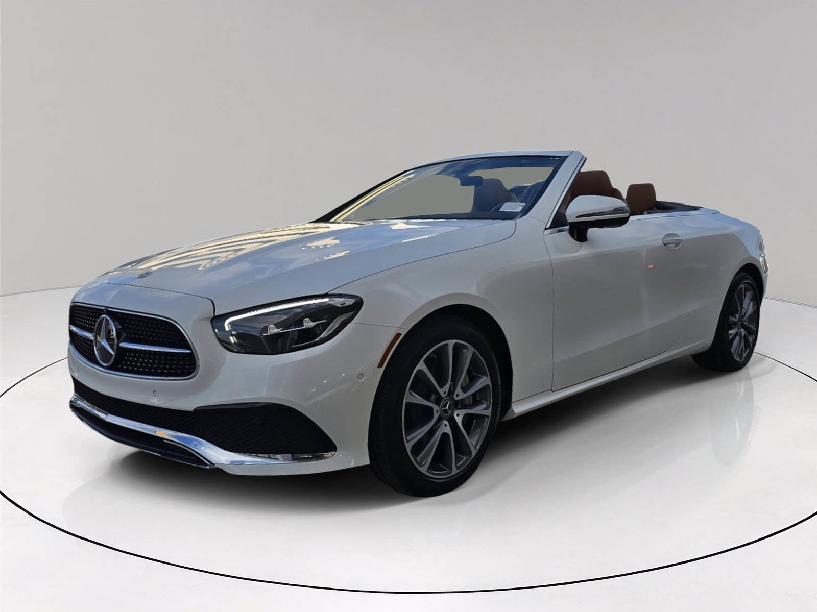 Used 2023 Polar White Mercedes-Benz E 450 image 3