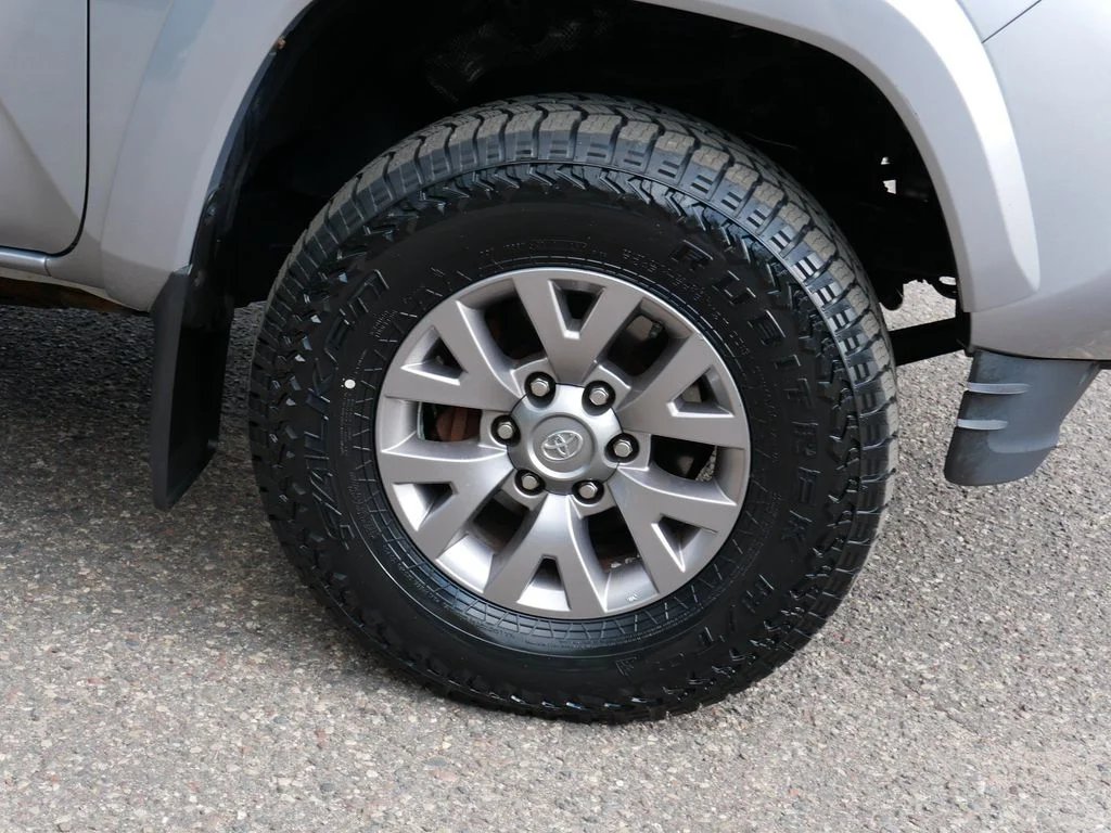 2016 Toyota Tacoma SR5 - Photo 7