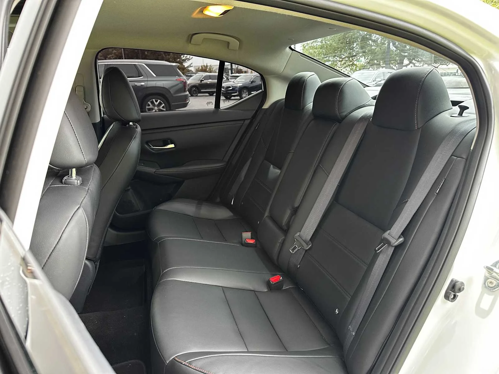 Used 2025  Nissan SR image 19