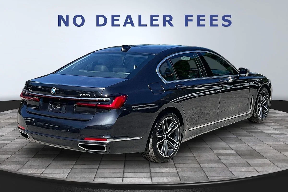 Used 2022  BMW i xDrive image 6