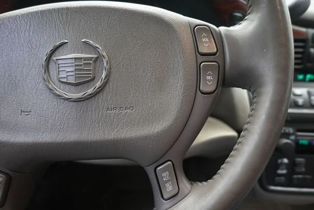 Used 2004 White Lightning Cadillac Base image 27
