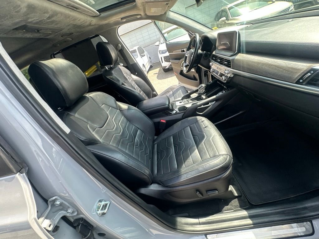 Certified Used 2022 Gray Kia SX image 36