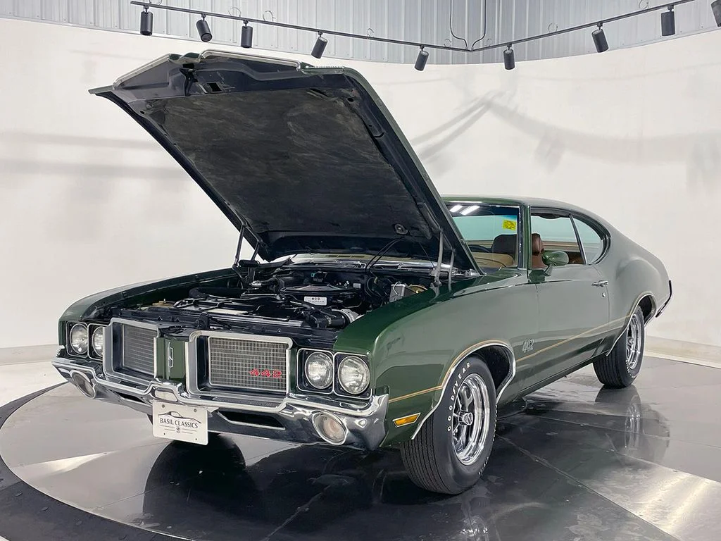 Used 1972  Oldsmobile  image 31